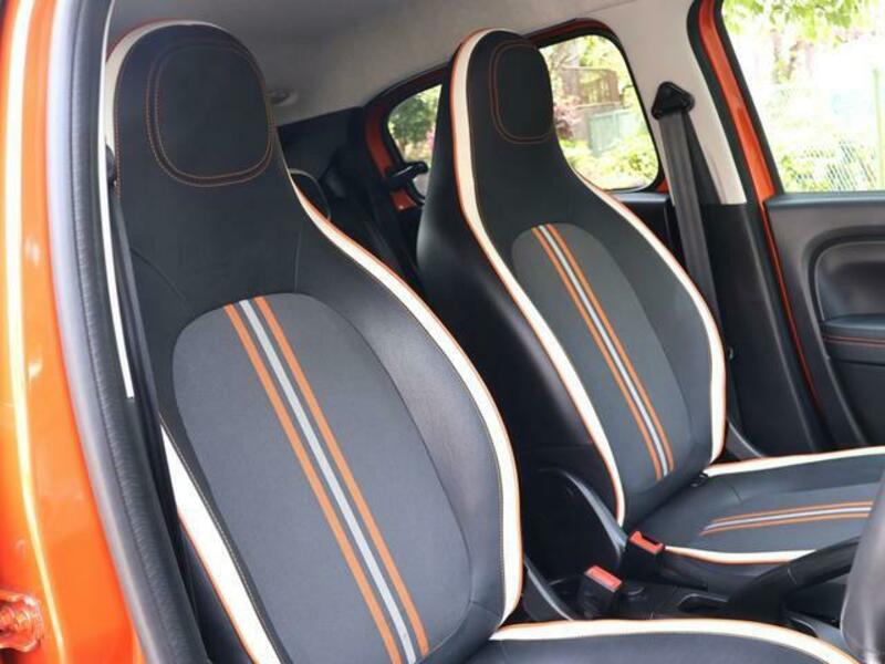 TWINGO