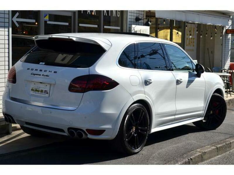 CAYENNE