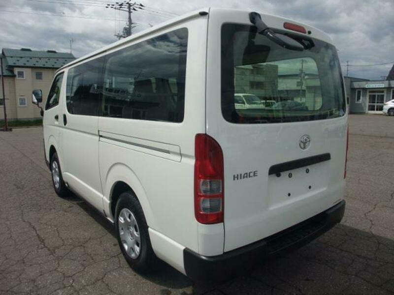 HIACE VAN