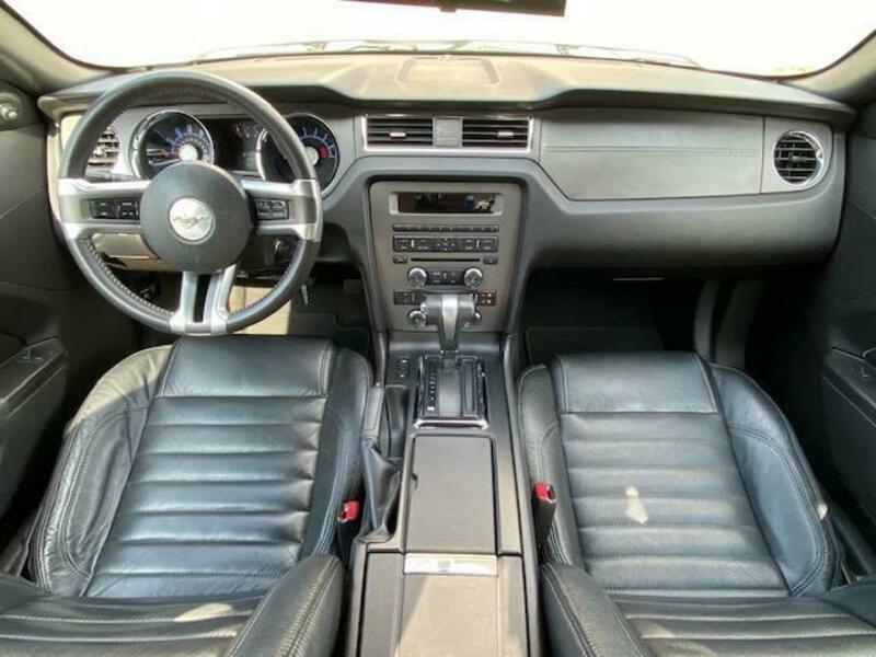 MUSTANG