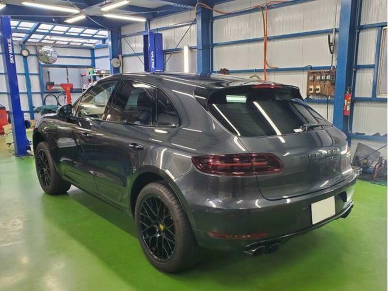 MACAN