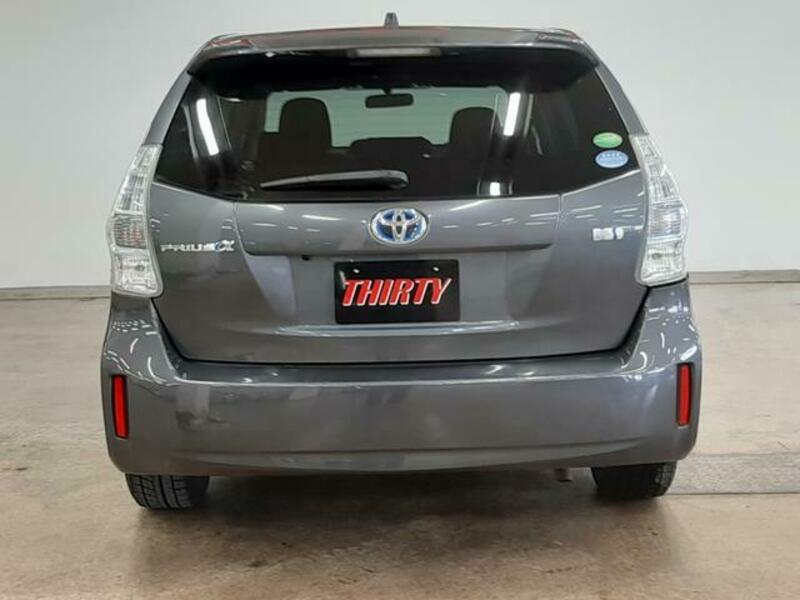 PRIUS ALPHA