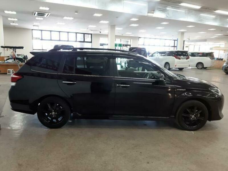 COROLLA FIELDER