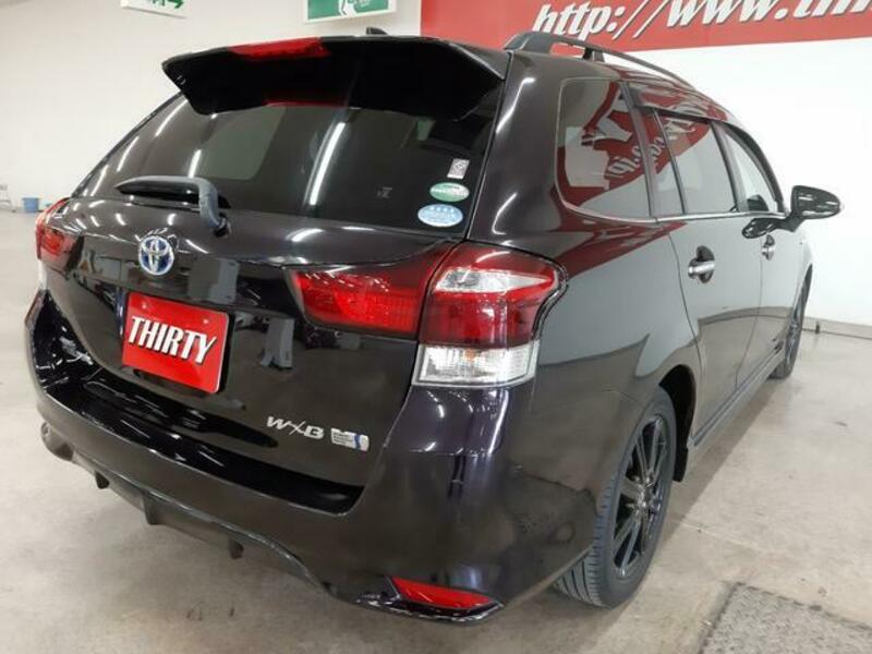 COROLLA FIELDER