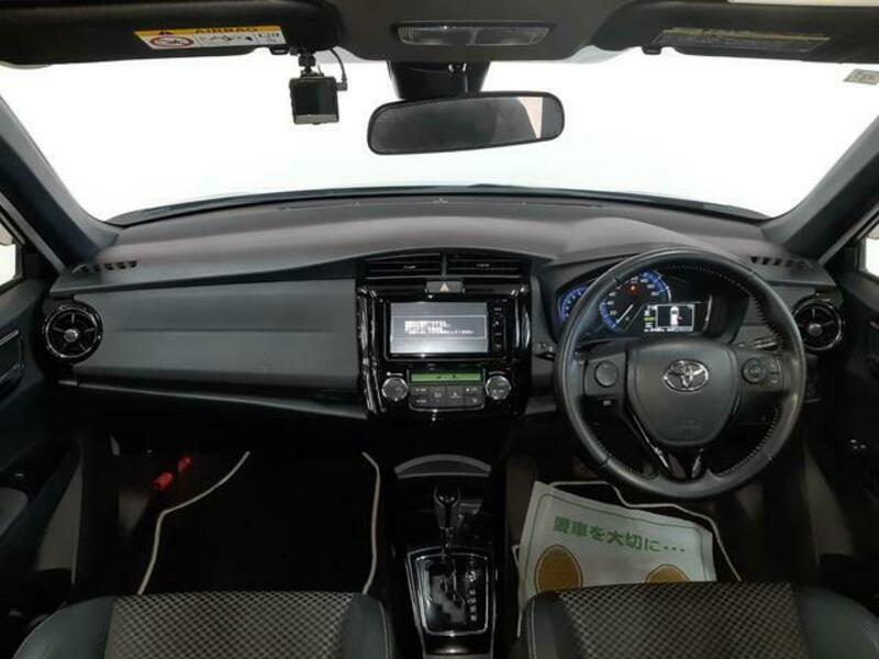 COROLLA FIELDER