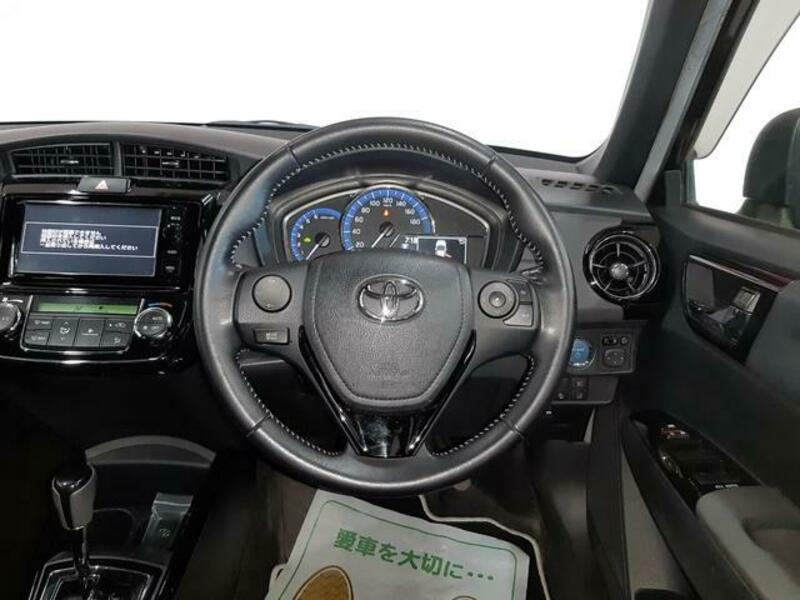COROLLA FIELDER