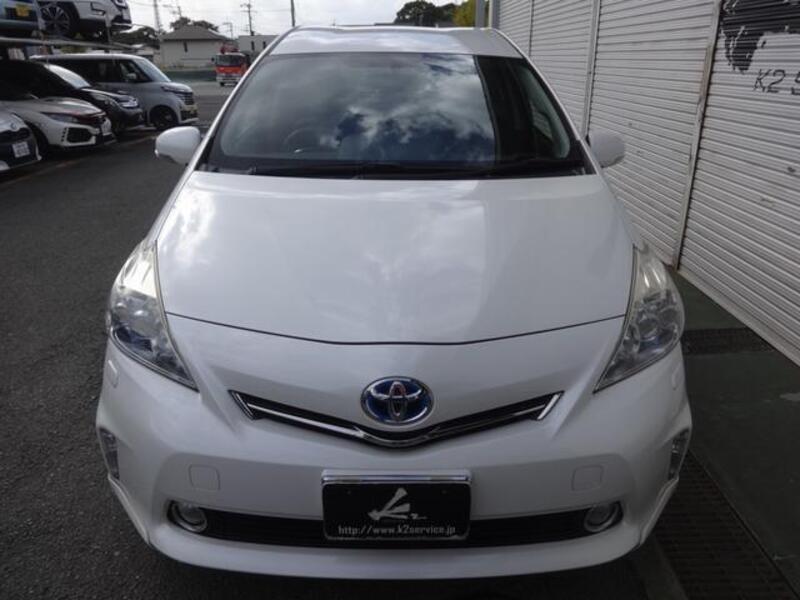 PRIUS ALPHA