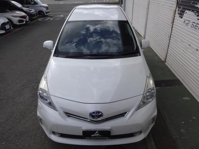 PRIUS ALPHA