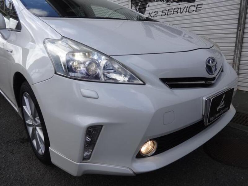 PRIUS ALPHA