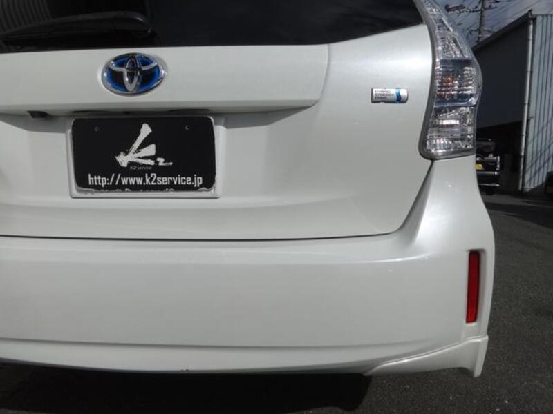 PRIUS ALPHA
