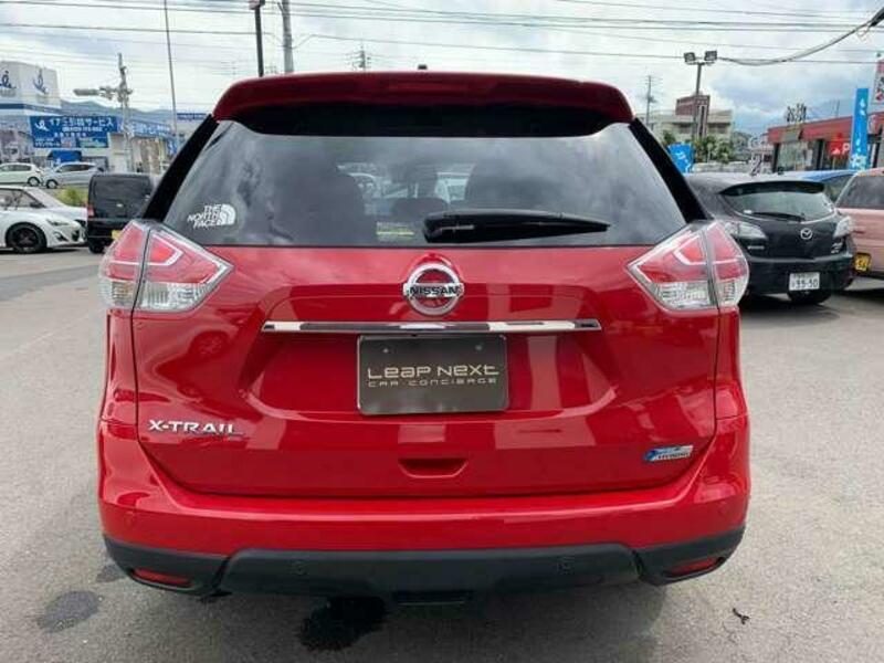 X-TRAIL