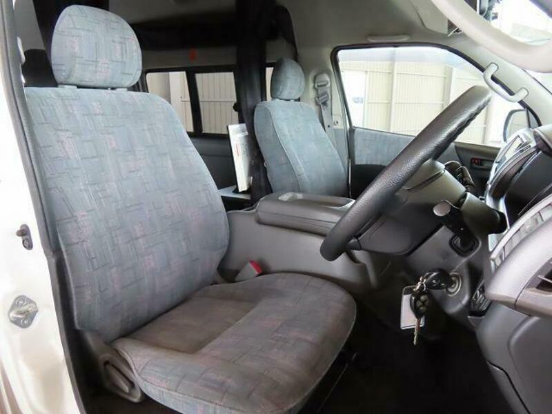 HIACE WAGON