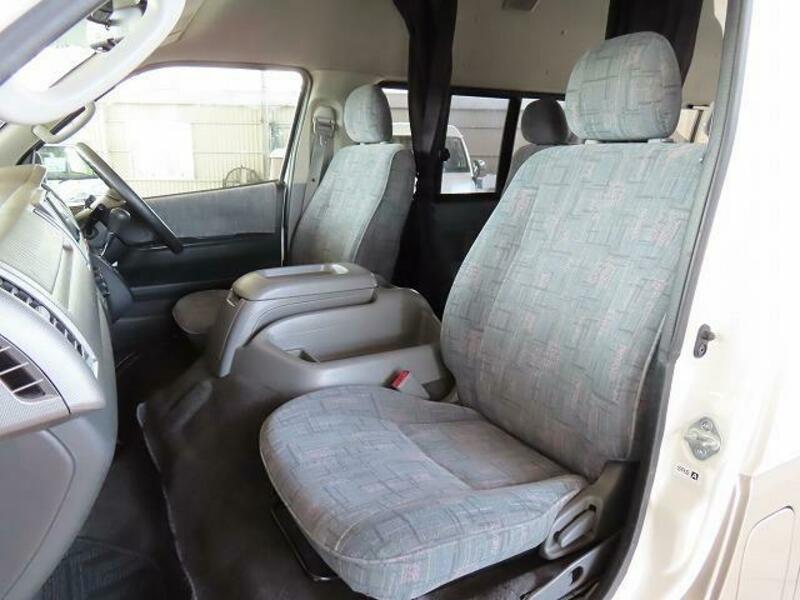 HIACE WAGON