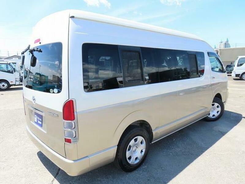 HIACE WAGON