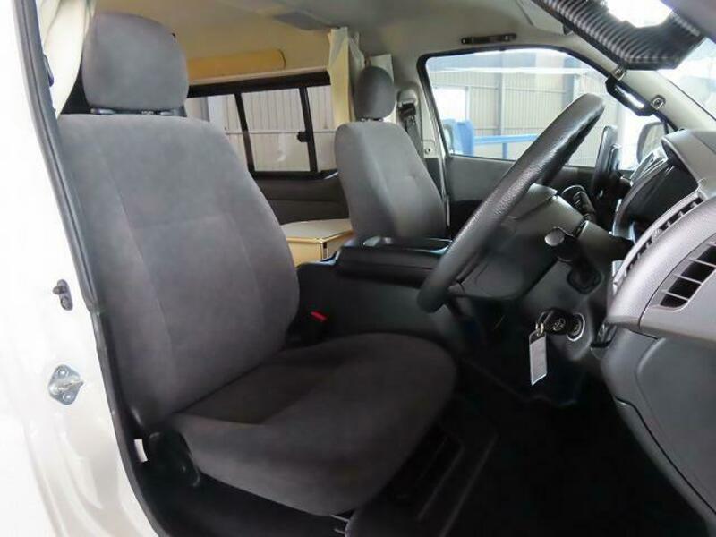 HIACE WAGON