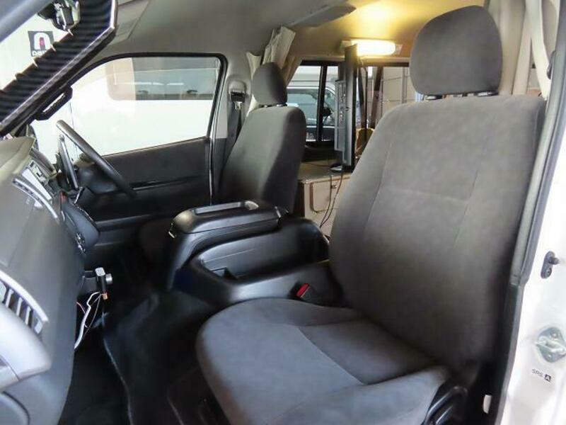 HIACE WAGON