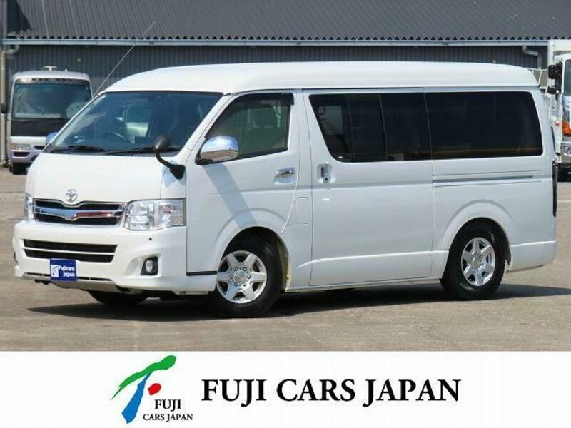 TOYOTA HIACE WAGON