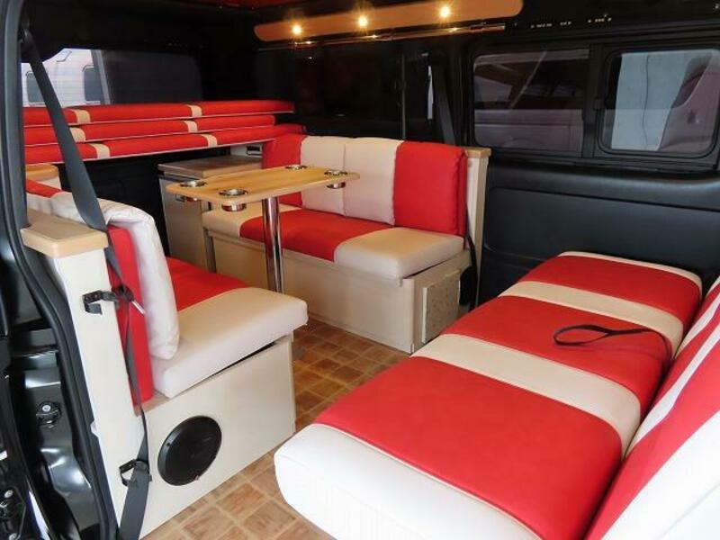 HIACE VAN