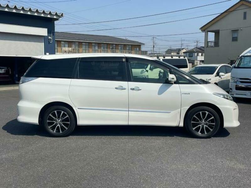 ESTIMA HYBRID