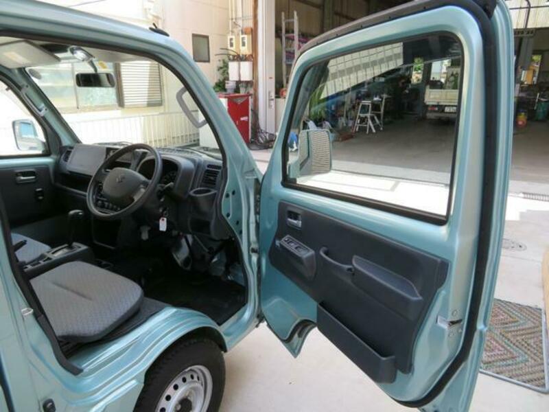 CARRY TRUCK