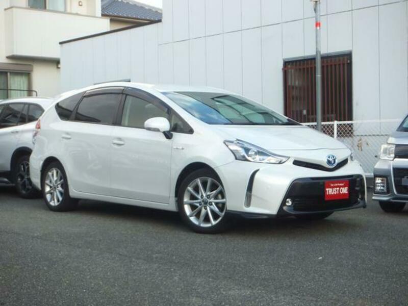 PRIUS ALPHA