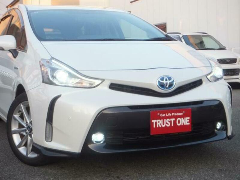 PRIUS ALPHA