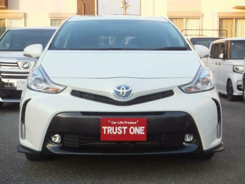 PRIUS ALPHA