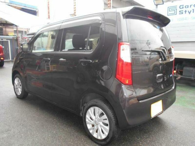 WAGON R