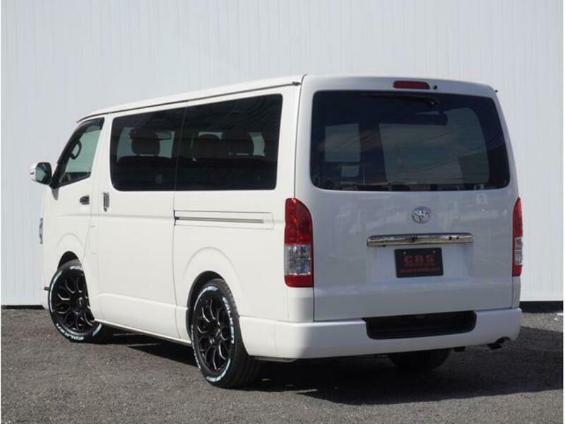 HIACE VAN