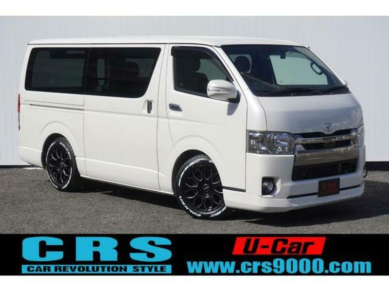 TOYOTA HIACE VAN