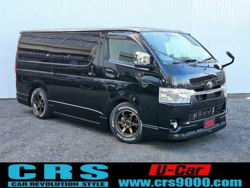 TOYOTA HIACE VAN