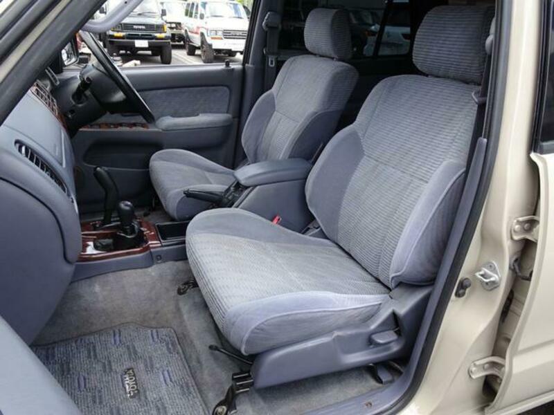 HILUX SURF