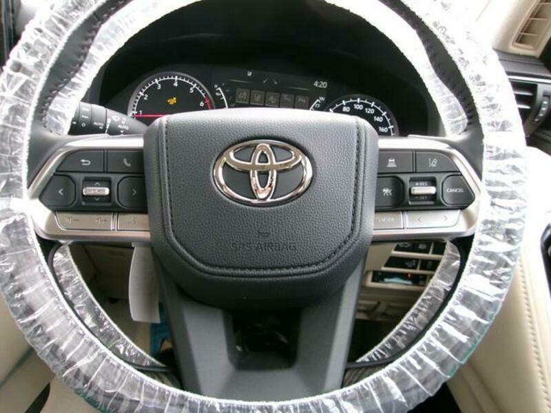 LAND CRUISER