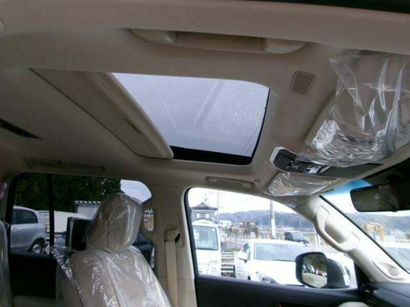 LAND CRUISER