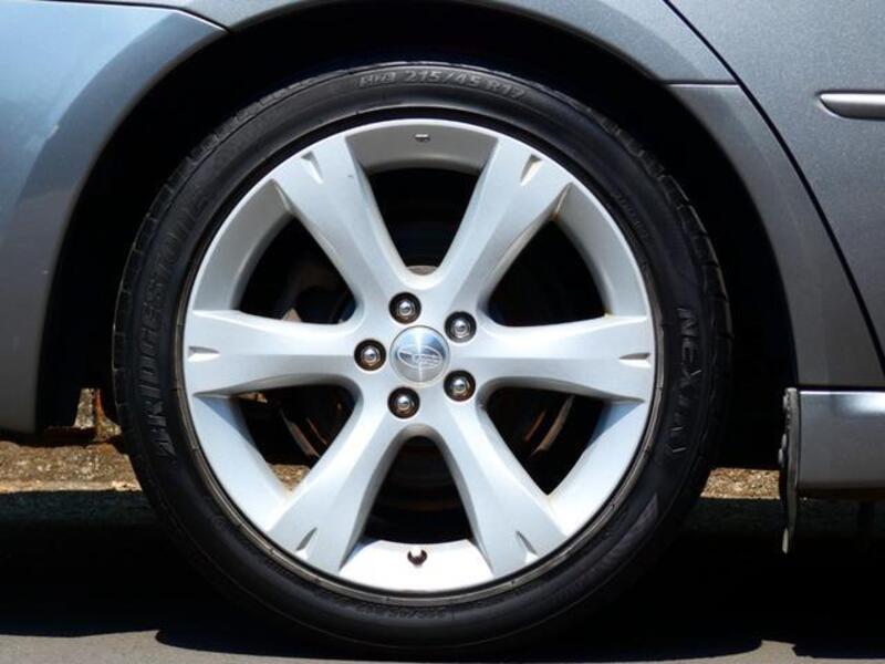 LEGACY B4