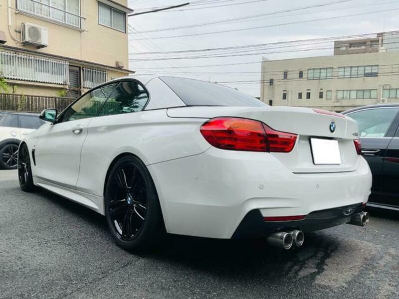 4 SERIES