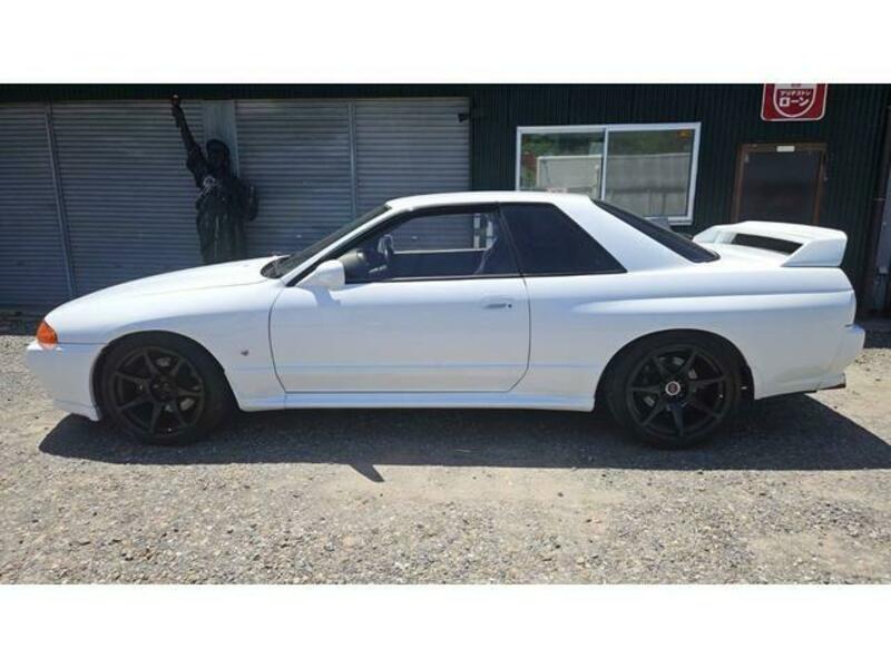 SKYLINE