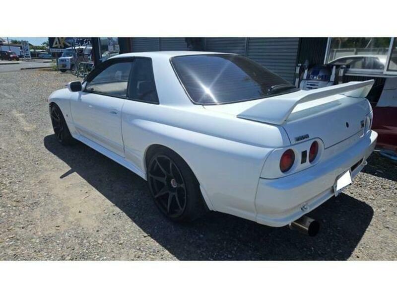 SKYLINE