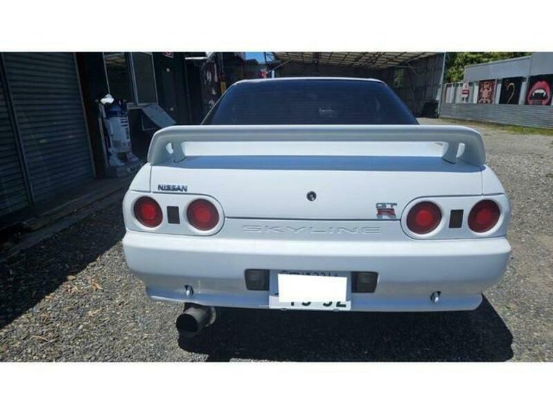 SKYLINE