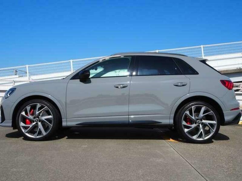 RS Q3