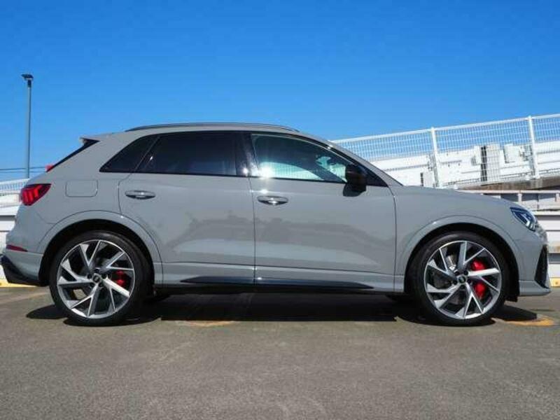 RS Q3