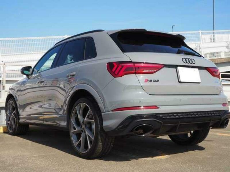 RS Q3