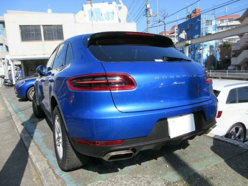 MACAN