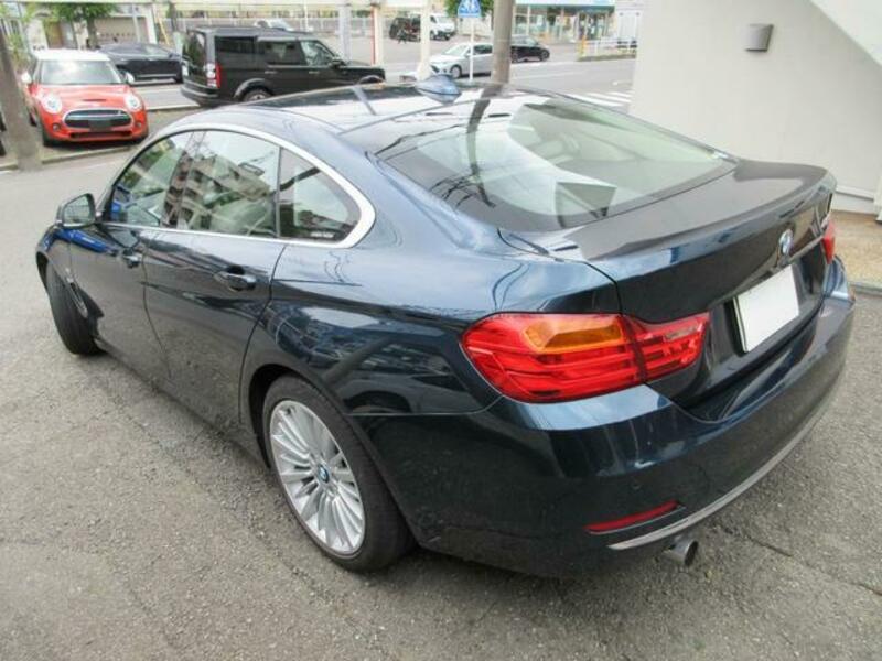 4 SERIES
