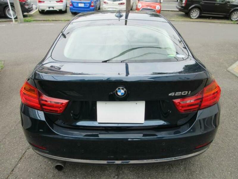 4 SERIES