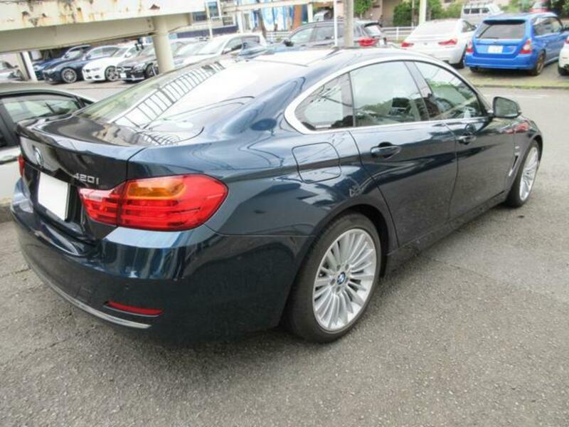 4 SERIES