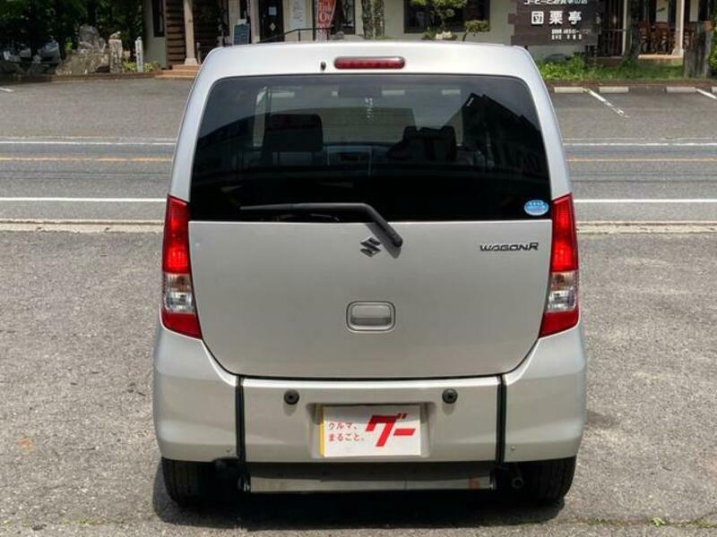 WAGON R