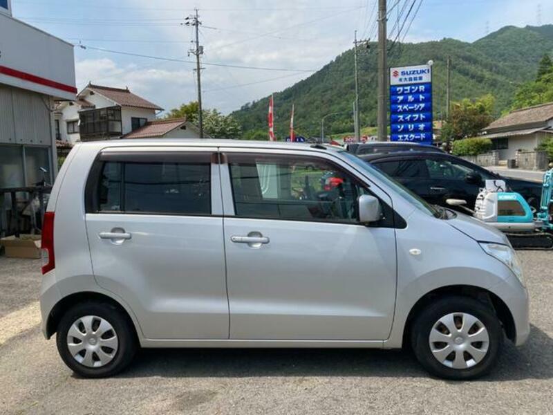 WAGON R