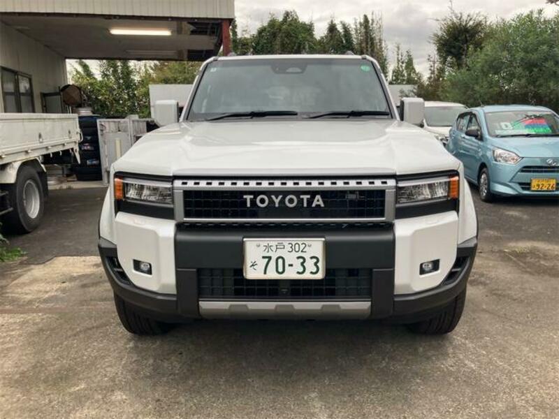 LAND CRUISER 250