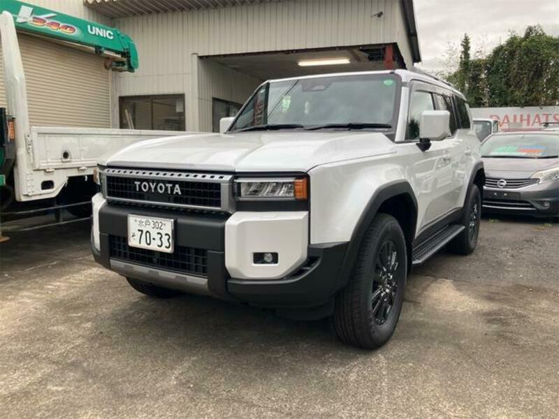 TOYOTA LAND CRUISER 250